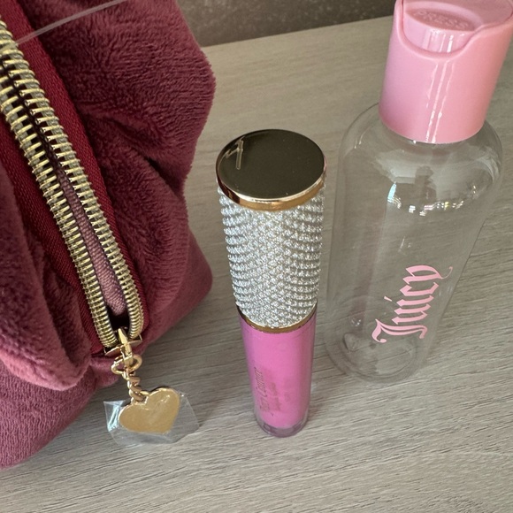 Juicy Couture Plum Velvet Cosmetic Bag + Juicy Berry Lip Gloss - Picture 3 of 5